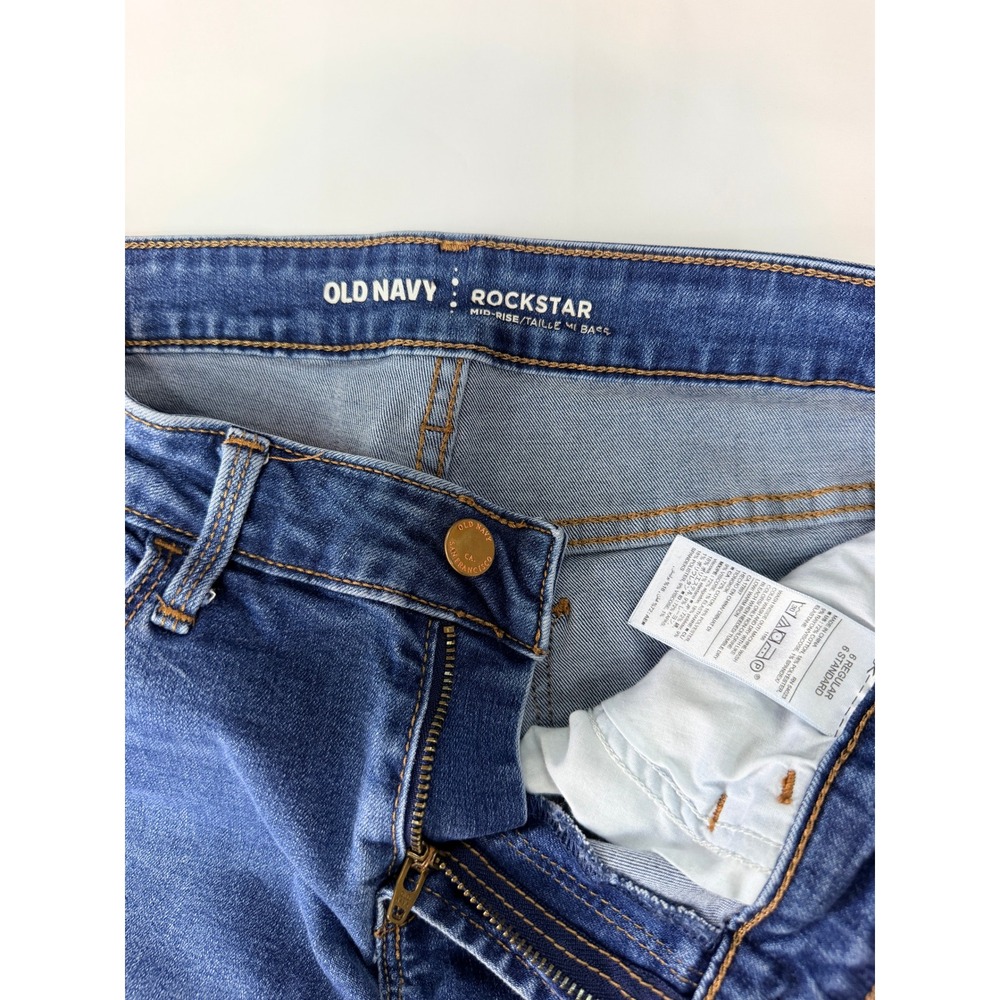 Old Navy Rockstar Mid-Rise Super Skinny Distressed Blue Jeans Womens Size 6 Reg - Picture 2 of 4